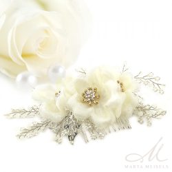   Romantikus menyasszonyi hajfésű gyöngyökkel és virágokkal díszítve MEF-CQ-B565
